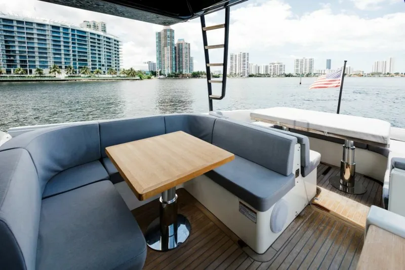 Slide: The Image of Bluegame BG62 2019 - 4413365