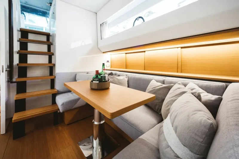 Slide: The Image of Bluegame BG62 2019 - 4413370