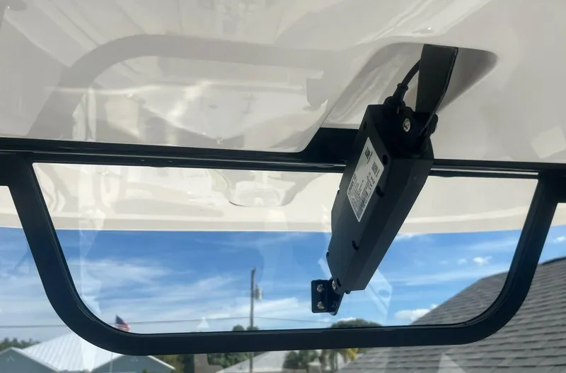 Slide: The Image of Sea Hunt Ultra 265 SE 2023 - 4594615