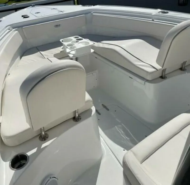 Slide: The Image of Sea Hunt Ultra 265 SE 2023 - 4594635