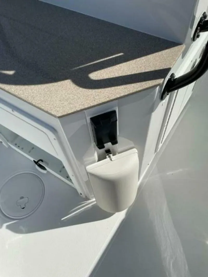 Slide: The Image of Sea Hunt Ultra 265 SE 2023 - 4594658