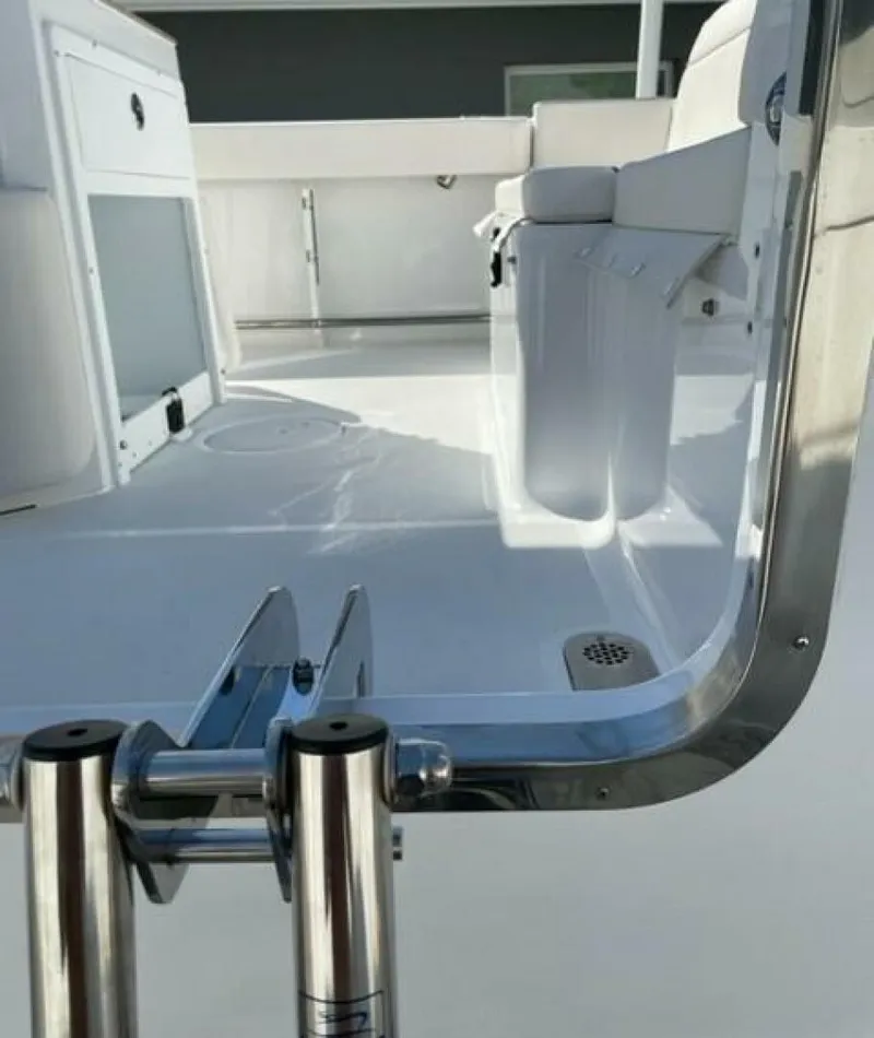 Slide: The Image of Sea Hunt Ultra 265 SE 2023 - 4594664