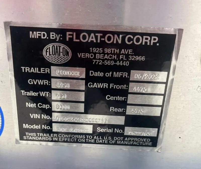 Slide: The Image of Sea Hunt Ultra 265 SE 2023 - 4594591