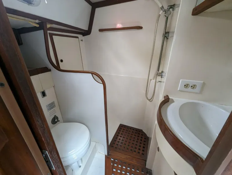 Slide: The Image of Freedom 45 CC 1989 - 4455699