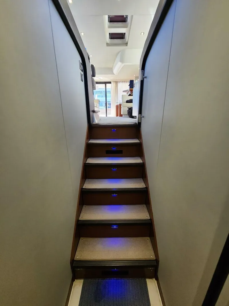 Slide: The Image of Prestige 550 2014 - 4417052