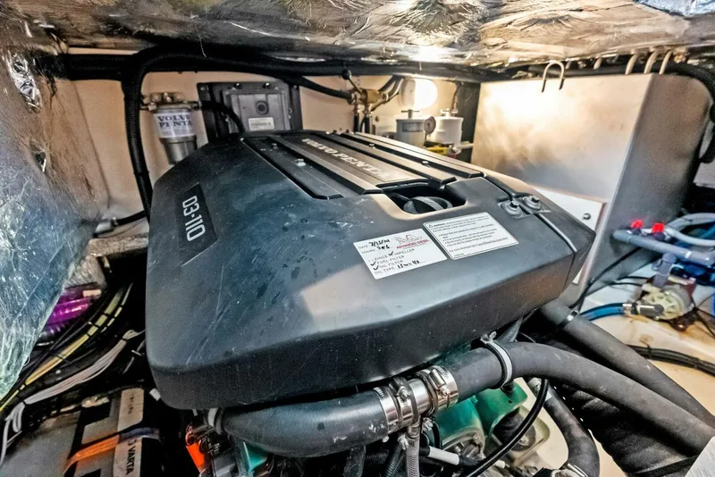 Slide: The Image of Moody 45 DS 2021 - 4523419