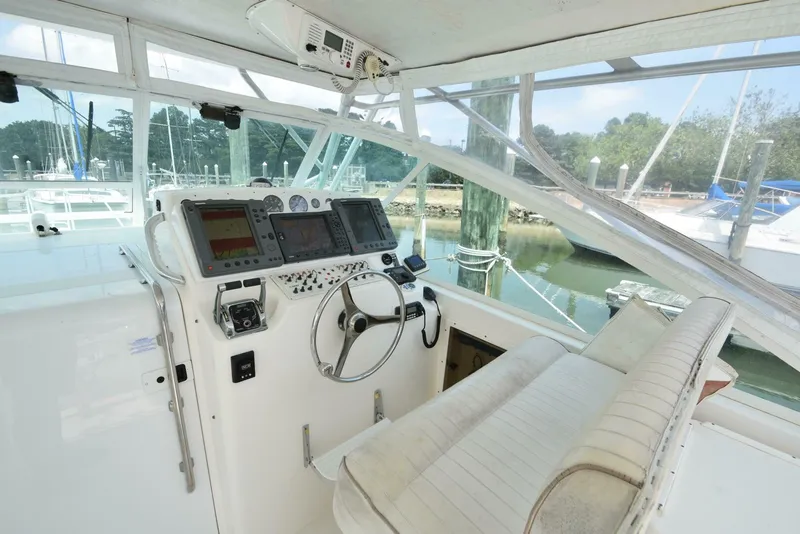 Slide: The Image of Cabo 35 Express 2001 - 4420100