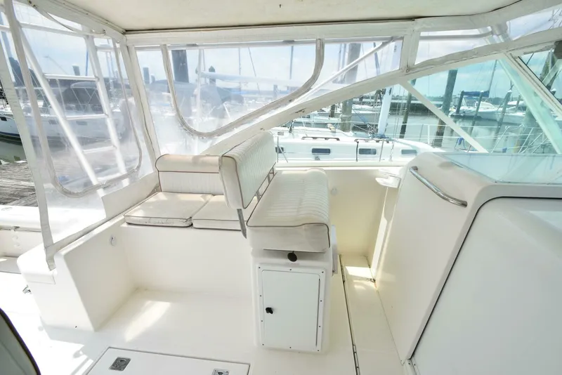 Slide: The Image of Cabo 35 Express 2001 - 4420102