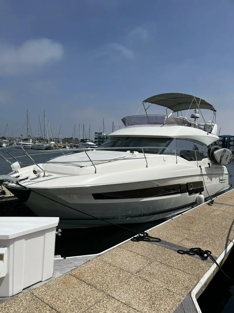 Slide: The Image of Prestige 460 2019 - 4421069