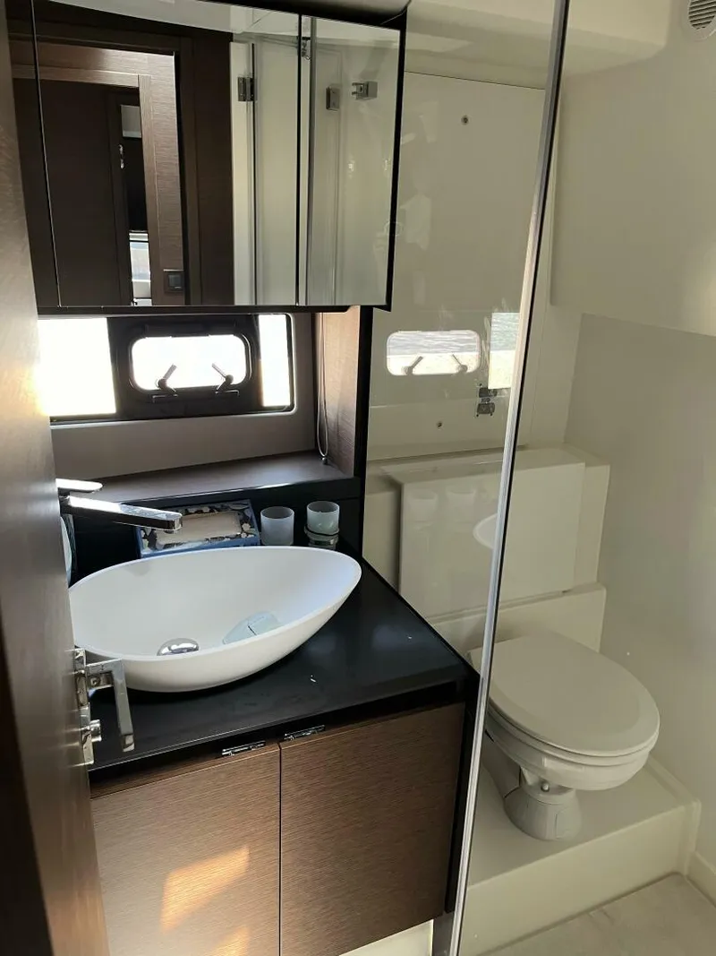 Slide: The Image of Prestige 460 2019 - 4421120