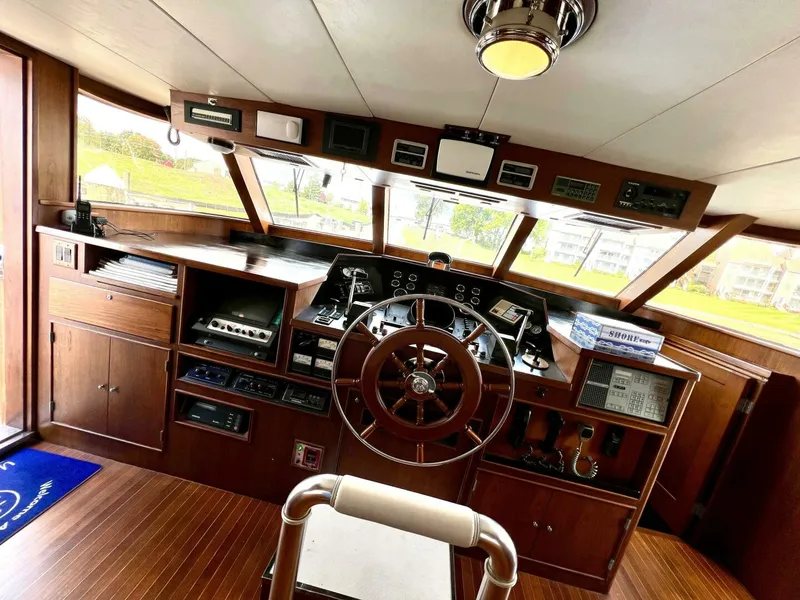 Slide: The Image of Burger 80 Motor Yacht 1988 - 4425806