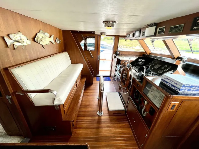 Slide: The Image of Burger 80 Motor Yacht 1988 - 4425812