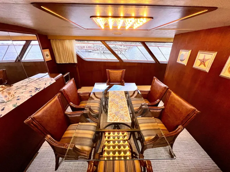 Slide: The Image of Burger 80 Motor Yacht 1988 - 4425848