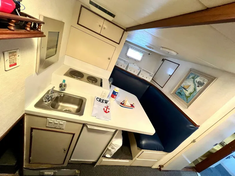 Slide: The Image of Burger 80 Motor Yacht 1988 - 4425875