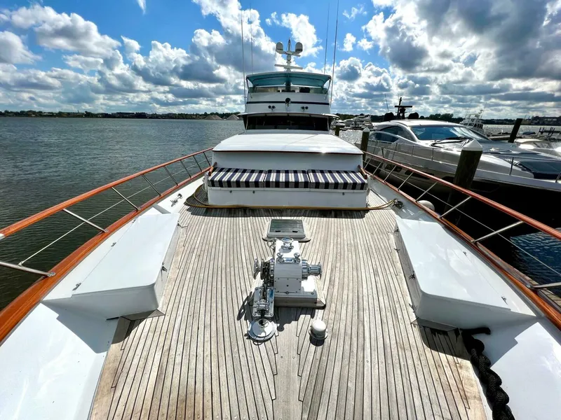 Slide: The Image of Burger 80 Motor Yacht 1988 - 4425891