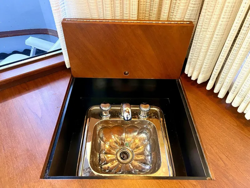 Slide: The Image of Burger 80 Motor Yacht 1988 - 4425771