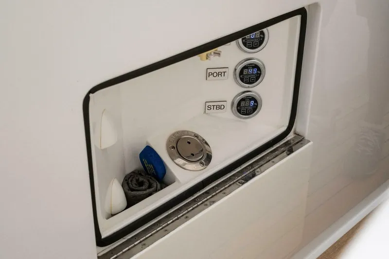 Slide: The Image of Viking 75 Motor Yacht 2022 - 4425792