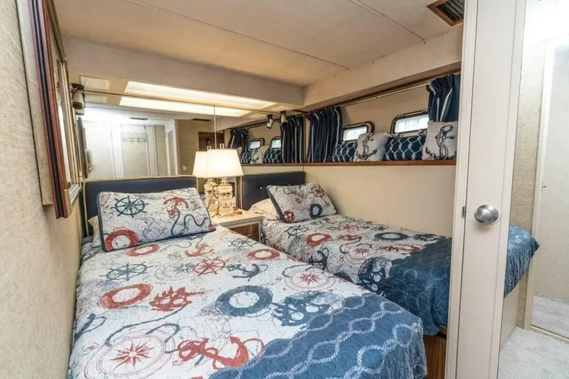 Slide: The Image of Bertram 58 Flybridge Motor Yacht 1986 - 5807430