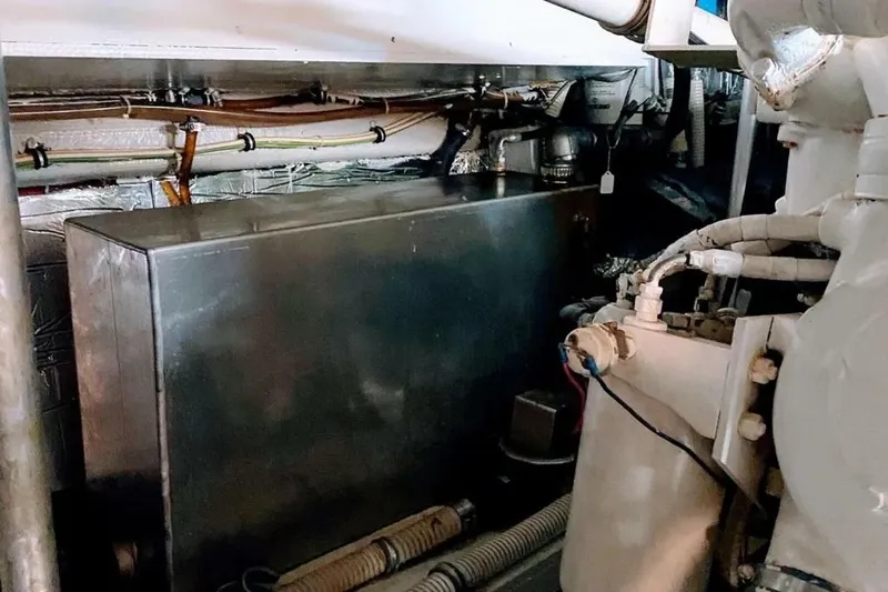 Slide: The Image of Bertram 58 Flybridge Motor Yacht 1986 - 5807454