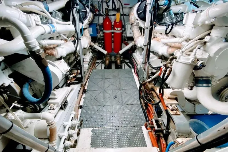 Slide: The Image of Bertram 58 Flybridge Motor Yacht 1986 - 5807456