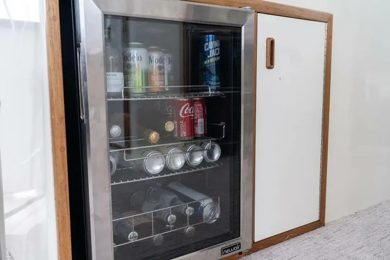 Slide: The Image of Bertram 58 Flybridge Motor Yacht 1986 - 5807394