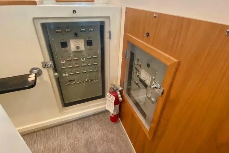 Slide: The Image of Bertram 58 Flybridge Motor Yacht 1986 - 5807397