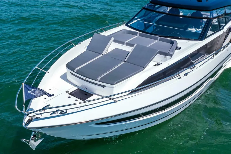Slide: The Image of Sunseeker 55 Superhawk 2026 - 5446059