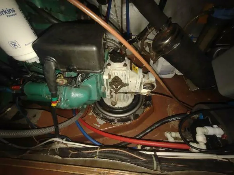 Slide: The Image of Bavaria 40 Ocean 2001 - 4428995