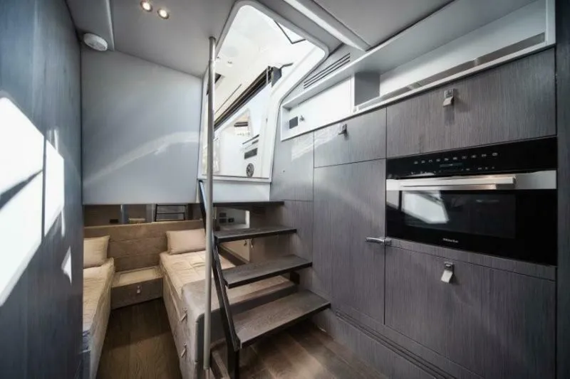 Slide: The Image of Sacs Rebel 50 2025 - 5446136