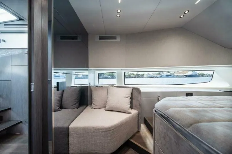 Slide: The Image of Sacs Rebel 50 2025 - 5446139