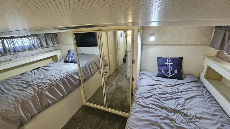 Slide: The Image of Chris-Craft 47 Commander 1971 - 8051336