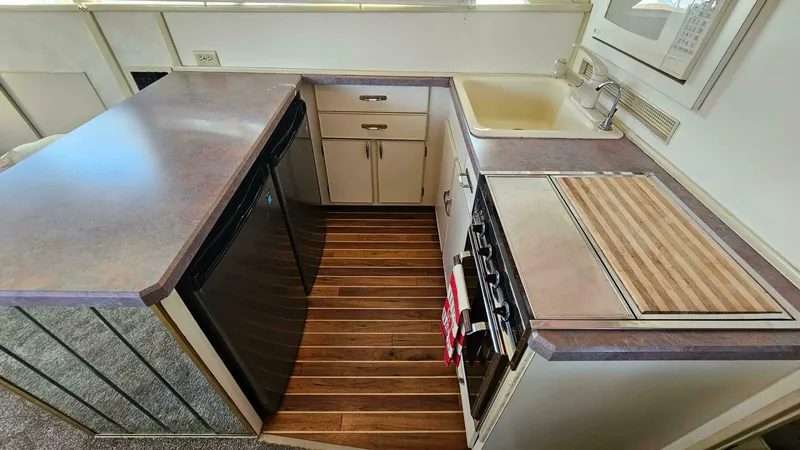 Slide: The Image of Chris-Craft 47 Commander 1971 - 4432182