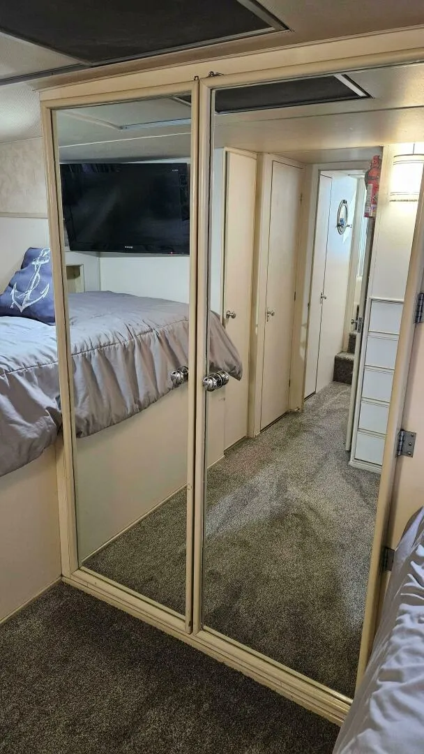 Slide: The Image of Chris-Craft 47 Commander 1971 - 4432147