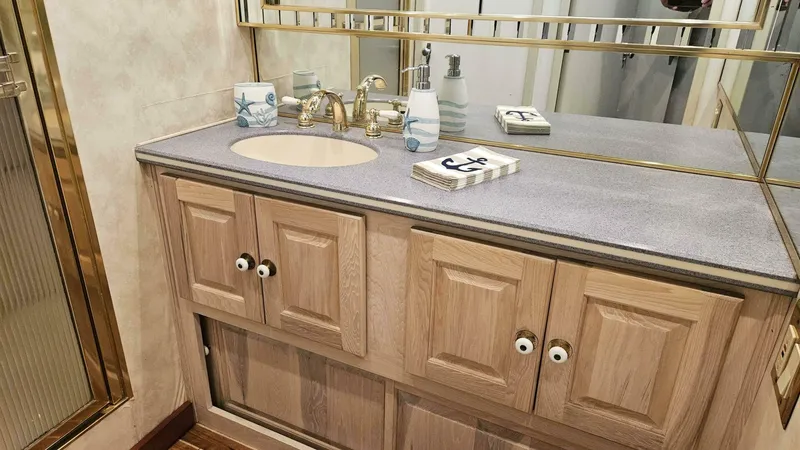 Slide: The Image of Chris-Craft 47 Commander 1971 - 4432119