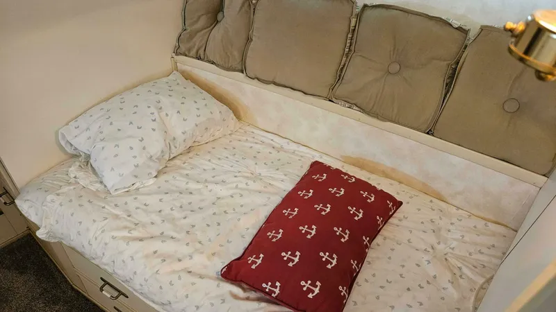 Slide: The Image of Chris-Craft 47 Commander 1971 - 4432143