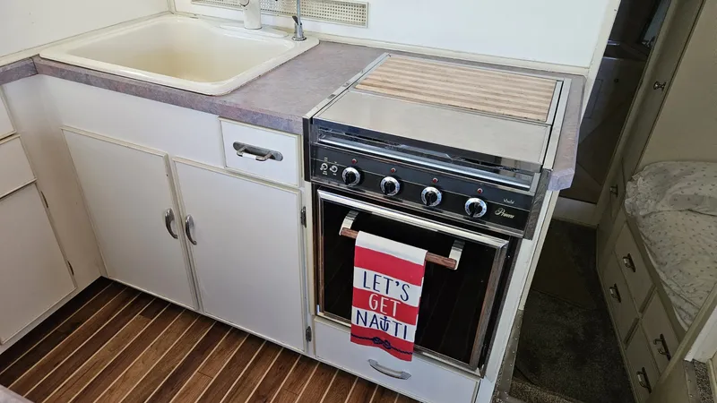 Slide: The Image of Chris-Craft 47 Commander 1971 - 8051314
