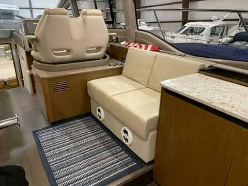 Slide: The Image of Sea Ray 460 Sundancer 2017 - 4432456