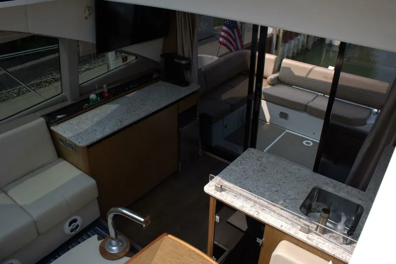 Slide: The Image of Sea Ray 460 Sundancer 2017 - 4432466