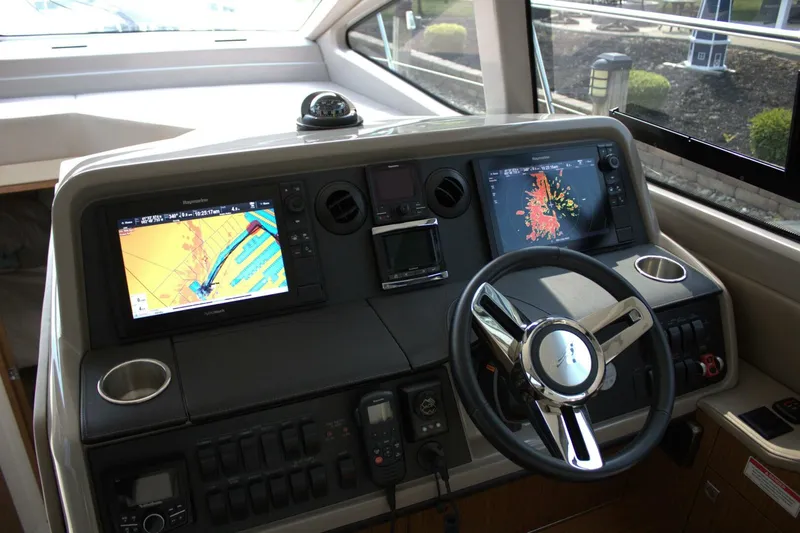 Slide: The Image of Sea Ray 460 Sundancer 2017 - 4432468