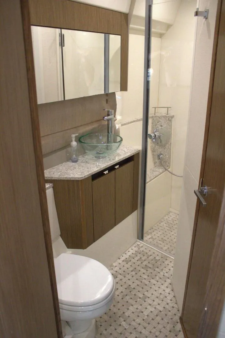 Slide: The Image of Sea Ray 460 Sundancer 2017 - 4432513