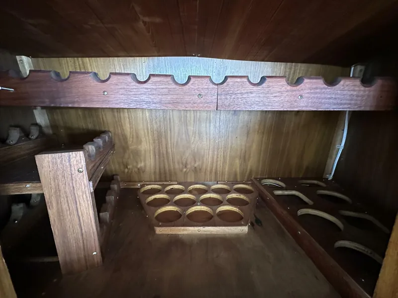 Slide: The Image of Californian 57 1985 - 4435010