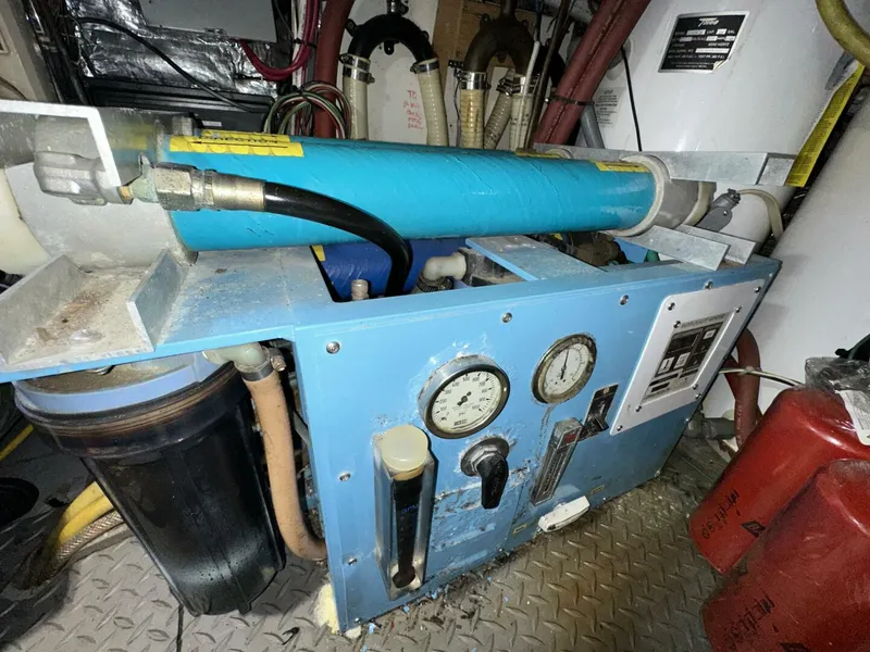 Slide: The Image of Californian 57 1985 - 4434821