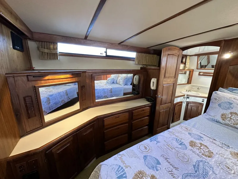 Slide: The Image of Californian 57 1985 - 4434885