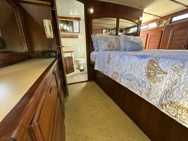 Slide: The Image of Californian 57 1985 - 4434888