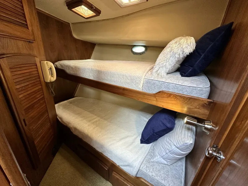 Slide: The Image of Californian 57 1985 - 4434963