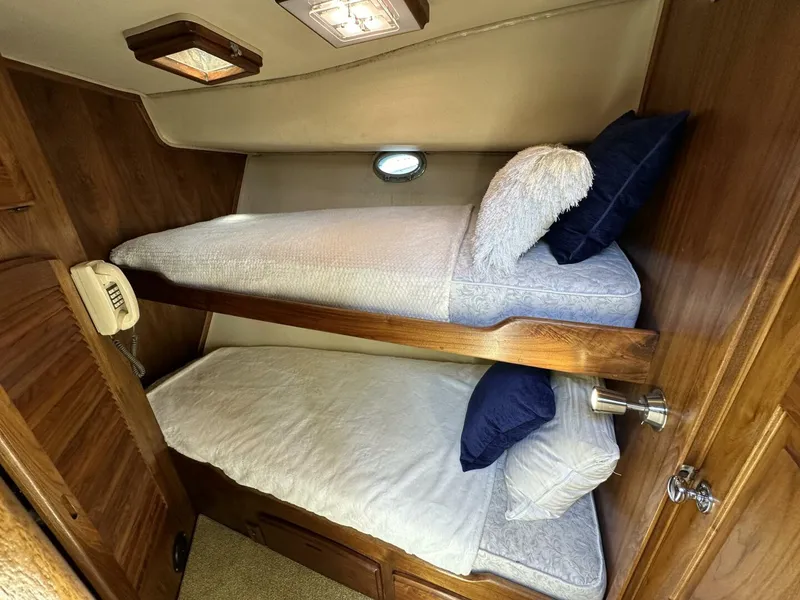 Slide: The Image of Californian 57 1985 - 4434965