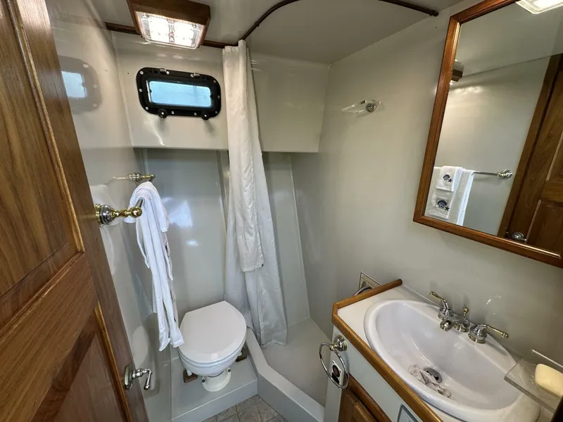 Slide: The Image of Californian 57 1985 - 4434970