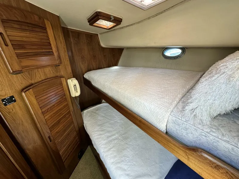 Slide: The Image of Californian 57 1985 - 4434979