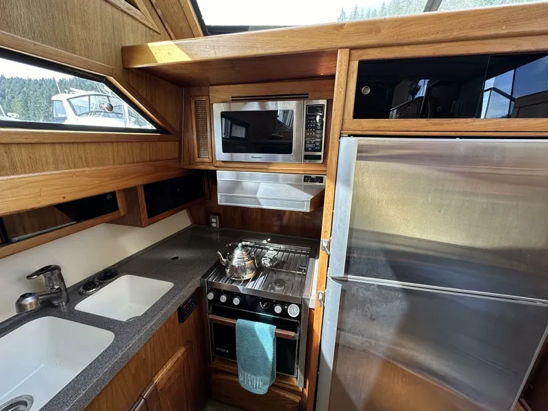 Slide: The Image of Californian 57 1985 - 4434985