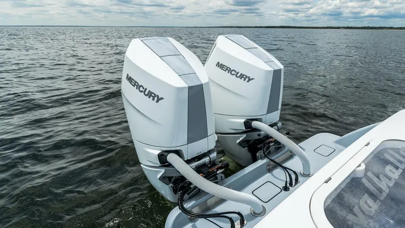 Slide: The Image of Valhalla Boatworks V33 Center Console 2025 - 4437539